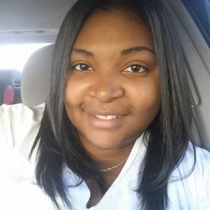 Meet your Posher, Kira